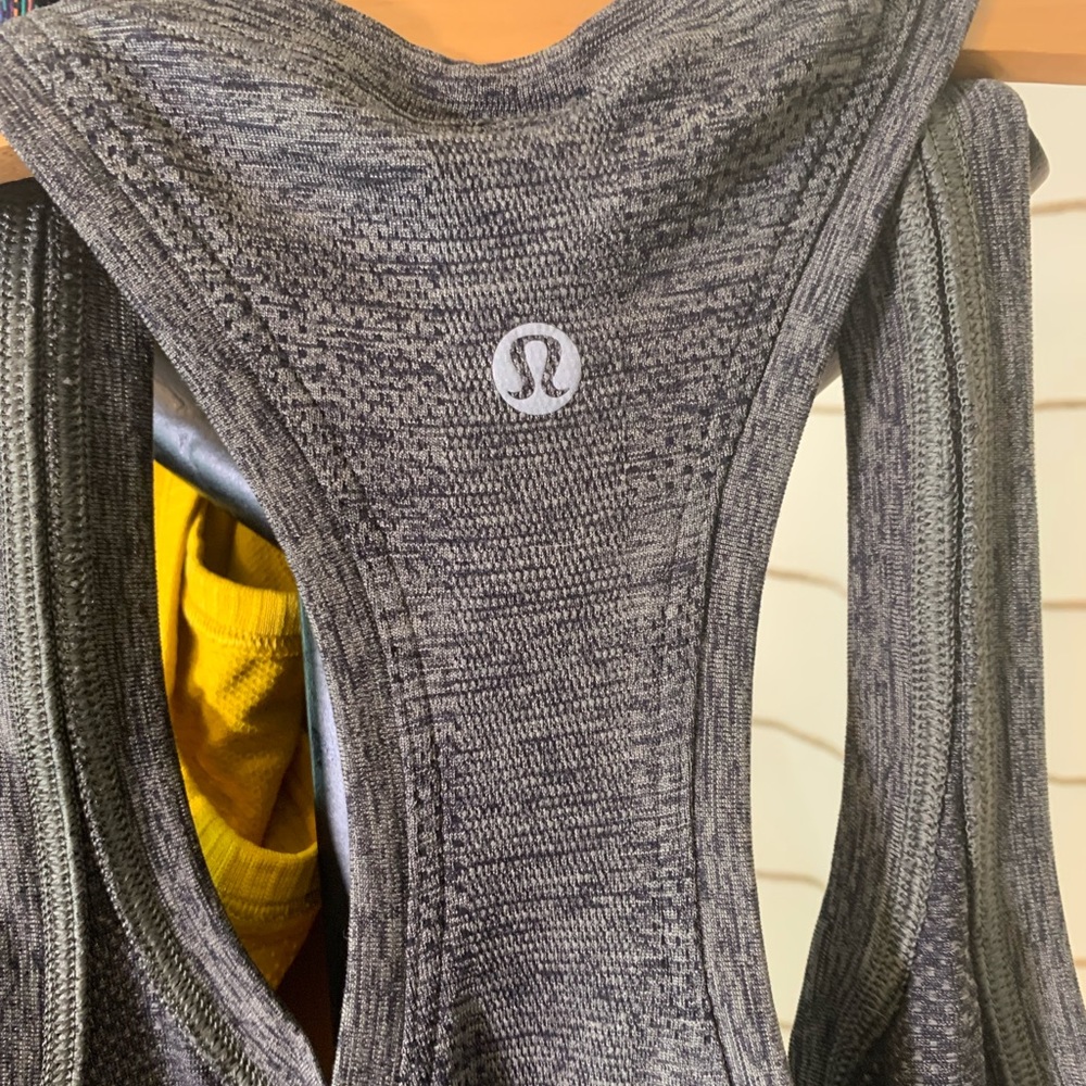 Lululemon Swiftly Tech Racerback Tank – Gray – Size 4